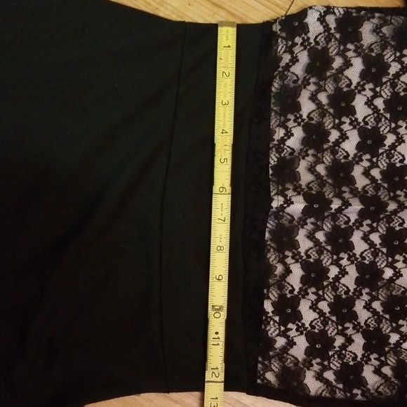 Made For Me To Look Amazing Dress (Juniors) - Picture 7 of 8